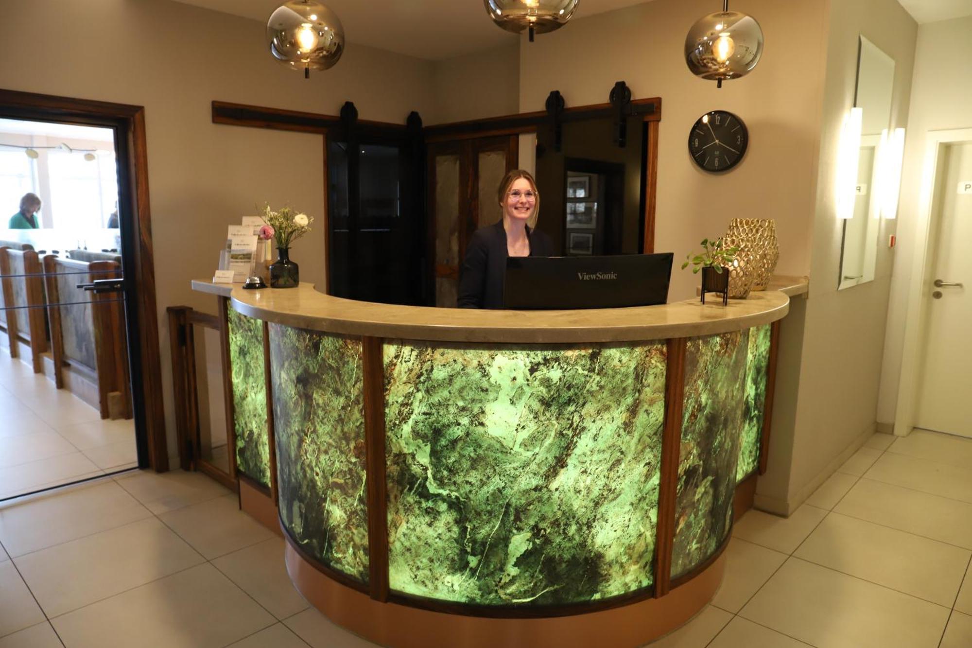 Hotel Wilhelmshoehe Росток Экстерьер фото